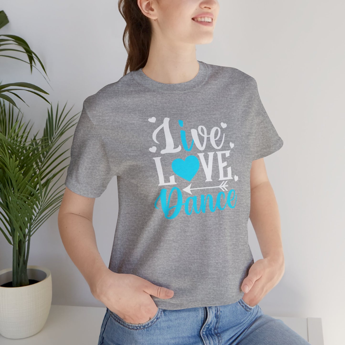 Live love dance mom Shirt with arrows and hearts